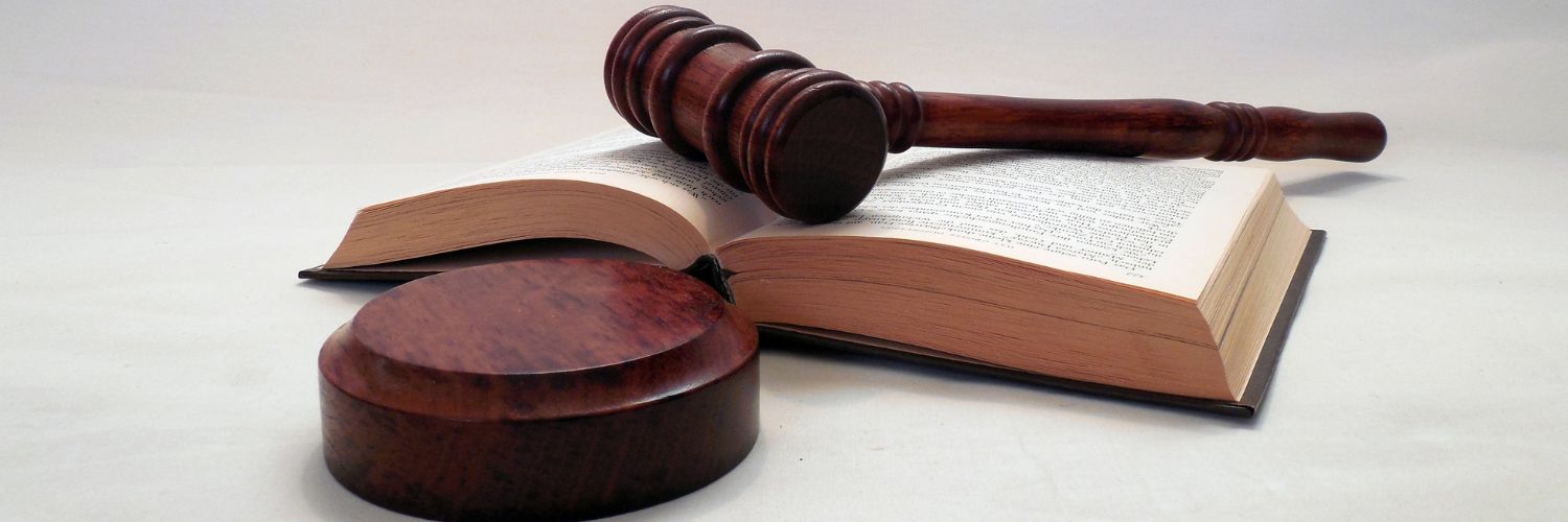 Avukat Burhan Doğuş Ayparlar